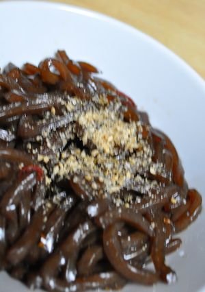 お弁当にこんにゃくのピリ辛煮-レシピのメイン写真