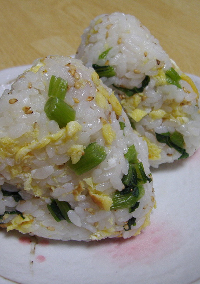 野沢菜と炒り卵のおにぎり-レシピのメイン写真