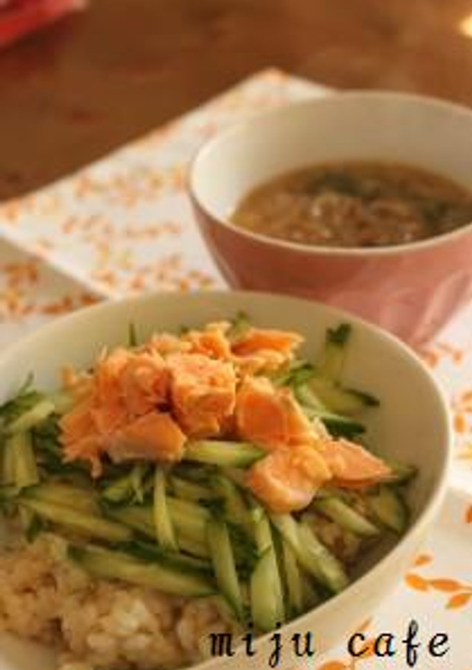 鮭ときゅうりののっけ丼-レシピのメイン写真