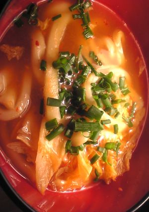 簡単：レンジ：キムチの中華風うどん-レシピのメイン写真
