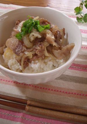 フライパンひとつで簡単☆美味しい♪豚丼♪-レシピのメイン写真