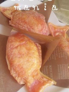 春*:桜色ピンク.*もちもち白いタイヤキ-レシピのメイン写真