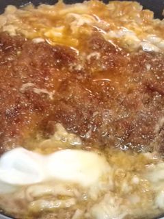 勝負時の定番☆こぶ茶でカツ丼(カツ煮)-レシピのメイン写真
