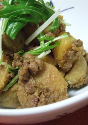 欲張り☆里芋とじゃが芋のカレーひき肉煮-レシピのメイン写真