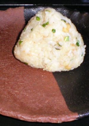 天むす！ならぬ・・天かす！おにぎり～～！-レシピのメイン写真