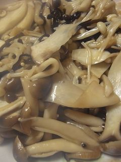 キノコの塩昆布炒め-レシピのメイン写真