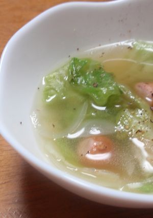 朝ごはんに。レタスのスープ-レシピのメイン写真