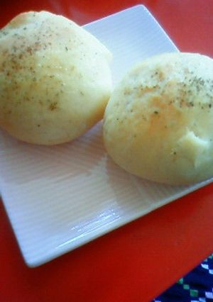ペッパー&チーズのまんまるパン-レシピのメイン写真