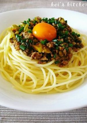 辛そうで辛くない少し辛い月見パスタ。-レシピのメイン写真