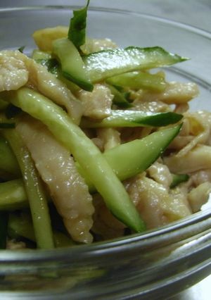 あと１品鶏皮とキュウリのからし醤油和え♪-レシピのメイン写真