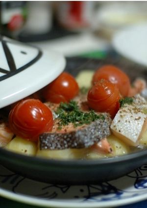 タジン鍋でシャケじゃが-レシピのメイン写真