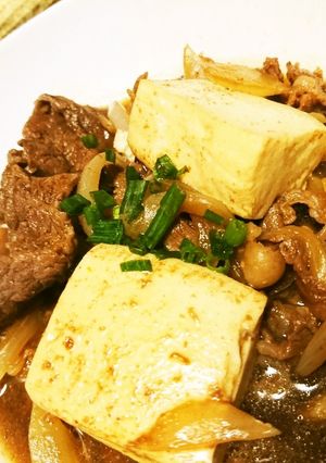 フライパンでめんつゆを使った肉豆腐-レシピのメイン写真