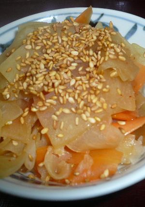 簡単！安上がり！大根と牛脂の煮物-レシピのメイン写真