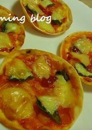 餃子の皮でピザ♪ミニ・マルゲリータ-レシピのメイン写真