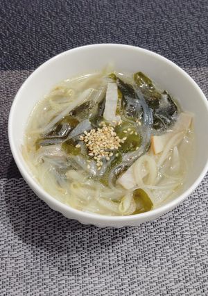 もやしと春雨の韓国風スープ-レシピのメイン写真