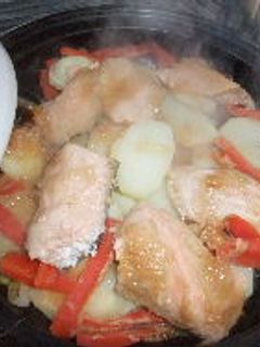 タジン鍋で☆鮭のチャンチャン焼き風-レシピのメイン写真