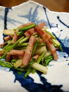 独活(ウド)とクレソンのバター炒め-レシピのメイン写真