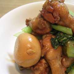 รูปของ 簡単煮物！鶏手羽元と卵の甘辛煮