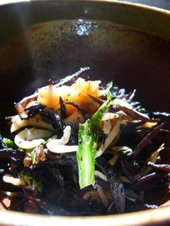 梅ひじきふりかけ-レシピのメイン写真