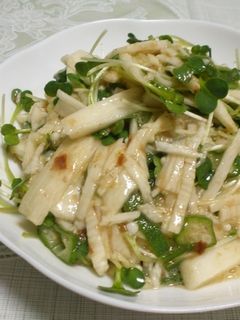 長いもとオクラと貝割れの和え物-レシピのメイン写真