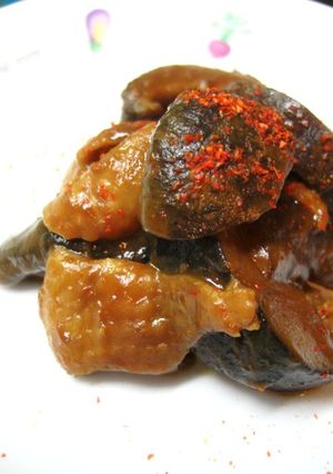 鶏皮と干し椎茸の赤味噌煮-レシピのメイン写真