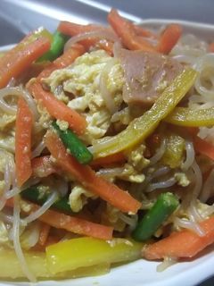 白滝でヘルシーに!かさまし野菜炒め-レシピのメイン写真