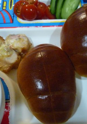 炊飯器でロールパン温めてみました。-レシピのメイン写真