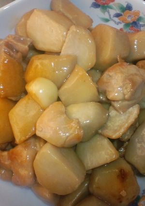 我が家の定番！鶏肉と里芋の煮物-レシピのメイン写真