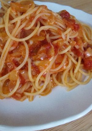 ﾁｰｽﾞと自家製ﾄﾏﾄｿｰｽのﾊﾟｽﾀ-レシピのメイン写真