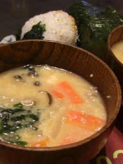 酒屋さんおススメ☆簡単☆酒粕入り味噌汁-レシピのメイン写真