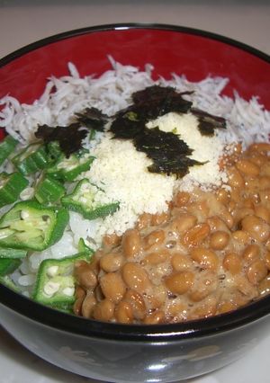 納豆しらすおくらごはんチーズがけ-レシピのメイン写真