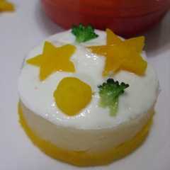 รูปของ 離乳食で野菜ケーキ☆初期〜後期までO.K