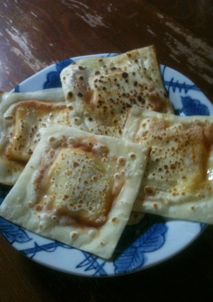 超簡単 !? ～ 餃子の皮 で ピザ-レシピのメイン写真