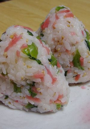 野沢菜と紅生姜のおにぎり-レシピのメイン写真