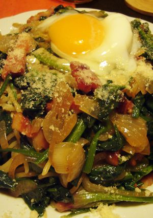 ほうれん草とベーコンのパスタ☆温卵のせ-レシピのメイン写真