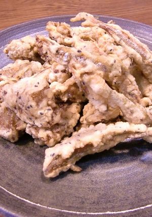 ワカサギとこんにゃくのにんにく風味衣揚げ-レシピのメイン写真