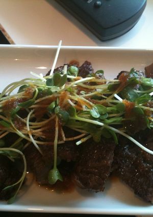 やわらかジュ～シ～♪ランプ肉のワイン煮-レシピのメイン写真