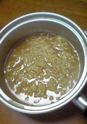 残ったお餅でとろり味噌ラーメン-レシピのメイン写真