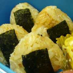 รูปของ しらすチーズおかかおにぎり☆