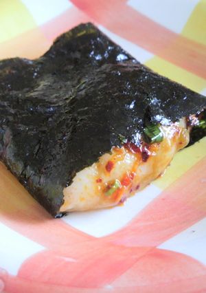 簡単！桃屋のラー油でお餅の磯辺焼き風-レシピのメイン写真