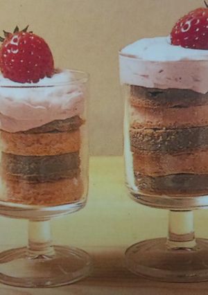 犬用バレンタインイチゴのムースケーキ-レシピのメイン写真