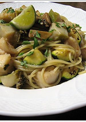 アワビとズッキーニのパスタ、スダチの香り-レシピのメイン写真
