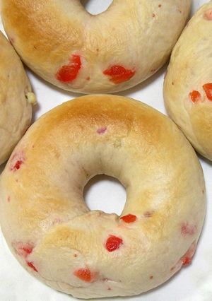 ベーグル★苺ラテ苺チョコ★-レシピのメイン写真