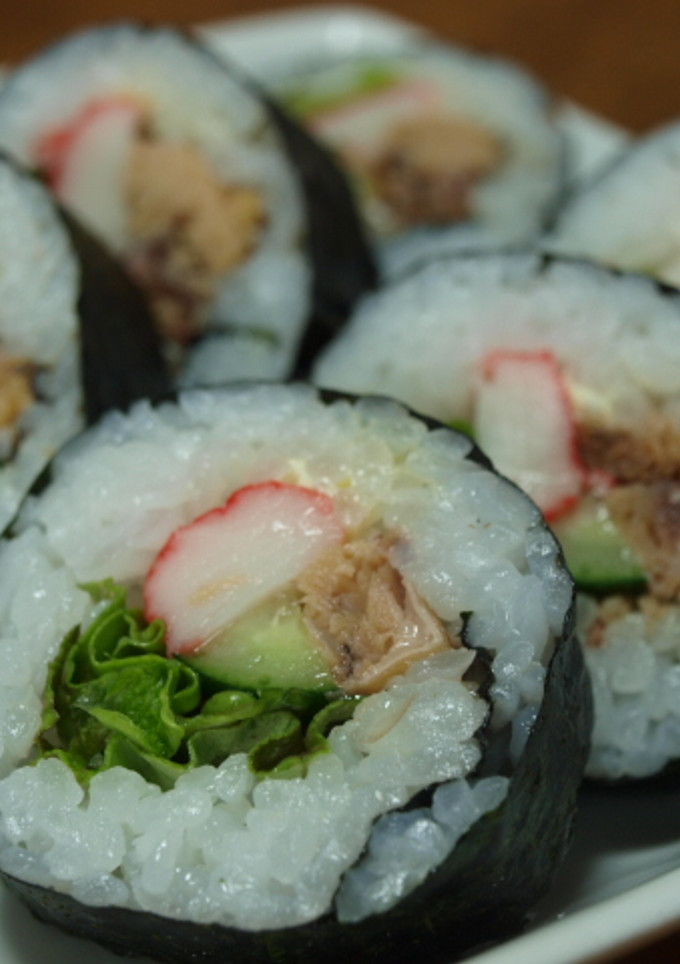 いわしの蒲焼缶で♪巻き寿司（恵方巻き）-レシピのメイン写真