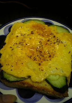 焦がしマヨ＆タマゴのっけトースト-レシピのメイン写真