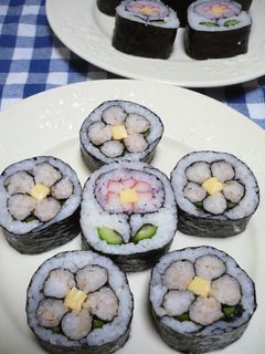 飾り巻き寿司☆2種類のお花✿-レシピのメイン写真