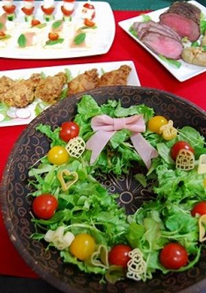 クリスマスに☆簡単リースサラダ-レシピのメイン写真