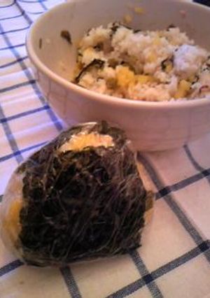 高菜たくあんおにぎり♪-レシピのメイン写真