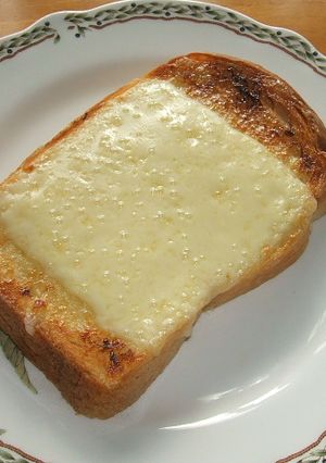 簡単！とまらない～マヨチーズトースト-レシピのメイン写真