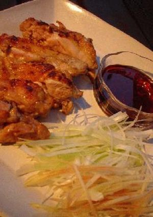 鶏もも肉の炭火焼、ポン酢風味タレに白髪ねぎとみょうが添え-レシピのメイン写真